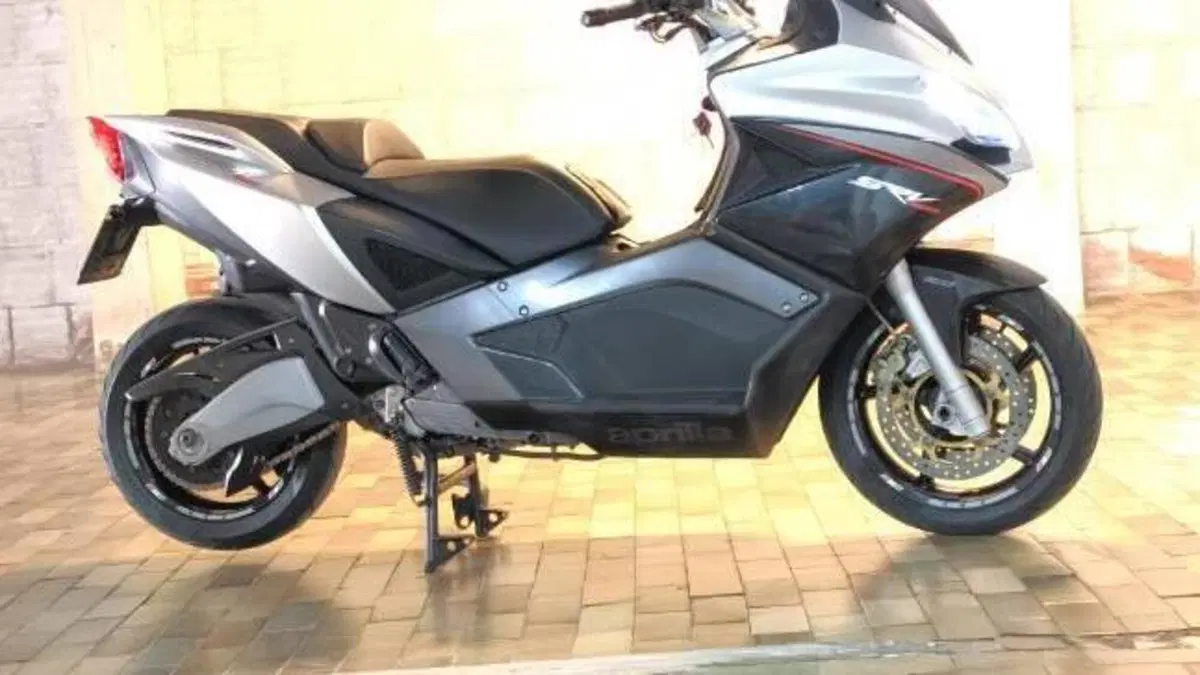 Aprilia SRV 850 ABS (2011 - 16)  (9)