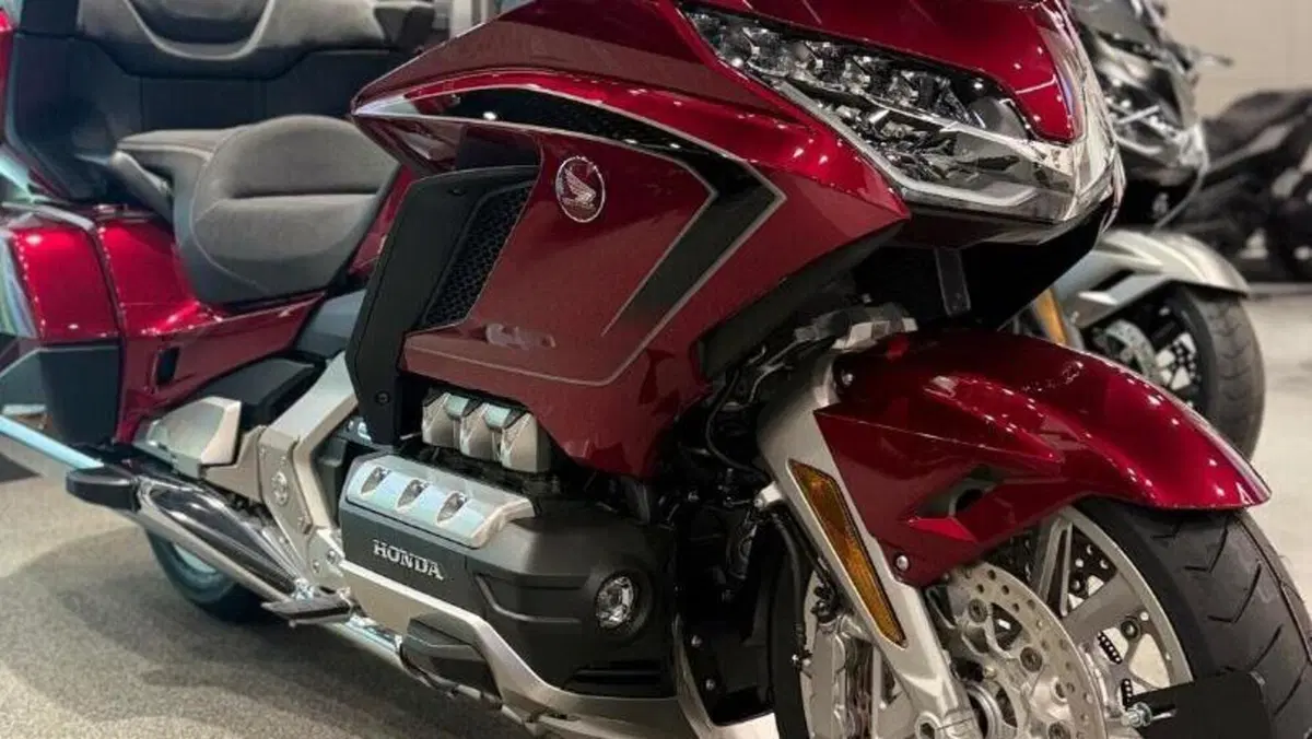 Honda GL 1800 Gold Wing Tour (2025 - 26)  (4)