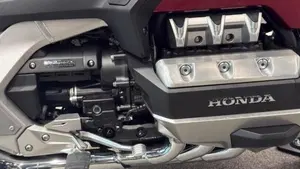 Honda GL 1800 Gold Wing Tour (2025 - 26)  (7)