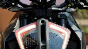 KTM 1290 Super Duke R ABS (2017 - 18)  (5)