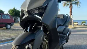 Yamaha X-Max 300 (2025 - 26) 
