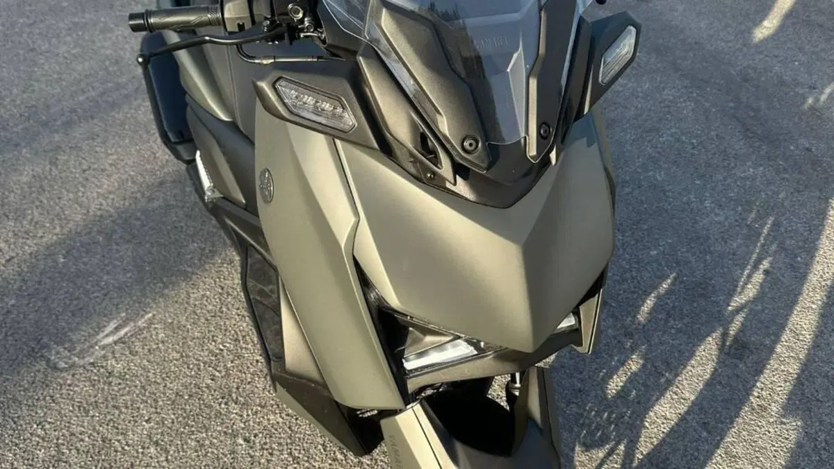 Yamaha X-Max 300 (2025 - 26)  (2)