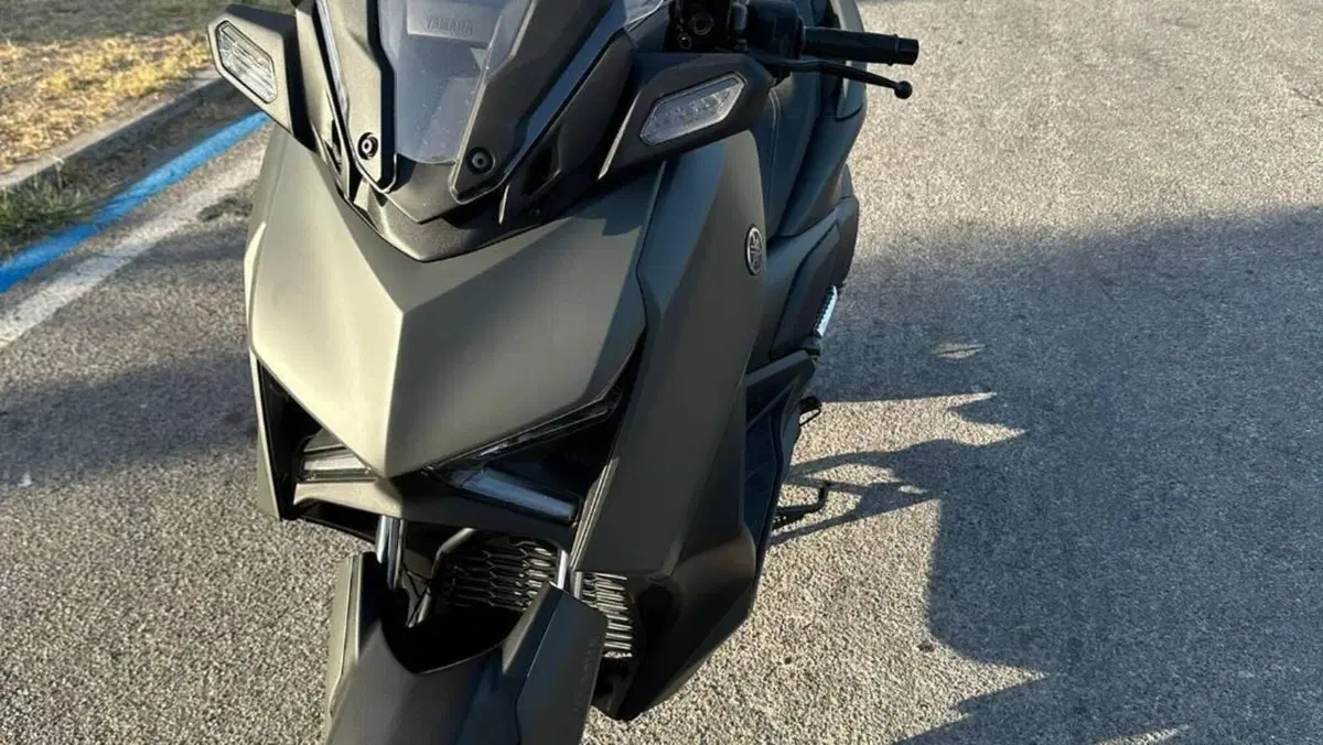 Yamaha X-Max 300 (2025 - 26)  (5)