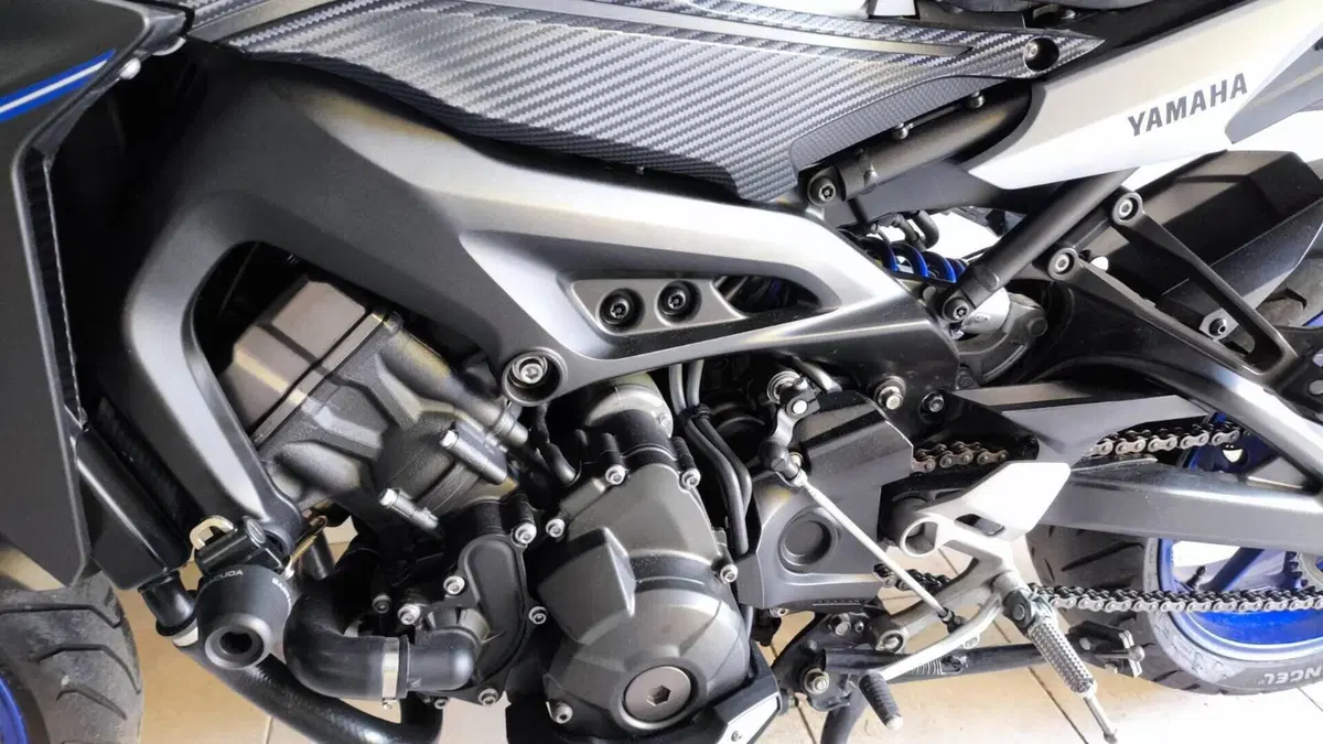 Yamaha Tracer 900 ABS (2015 - 16)  (7)
