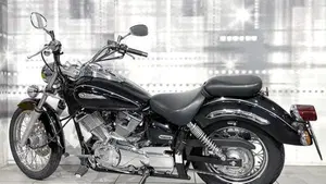 Yamaha XVS 125 Drag Star  (2)