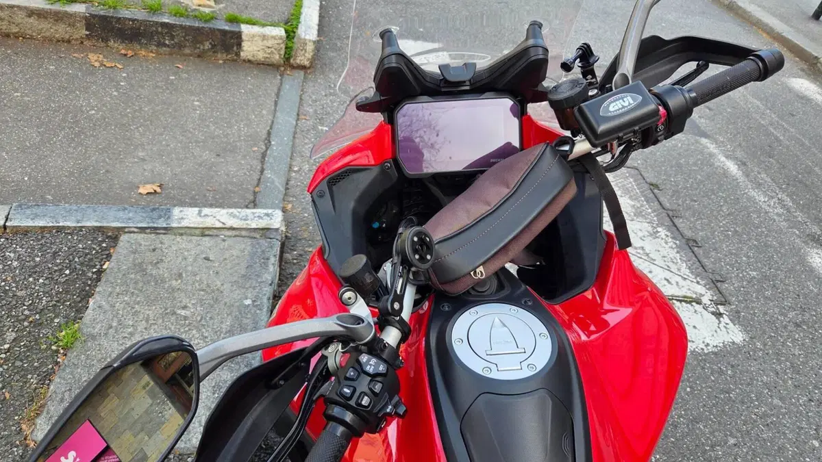Ducati Multistrada V4 S (2021 - 24)  (4)