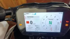 Ducati Diavel V4 (2023 - 26)  (2)