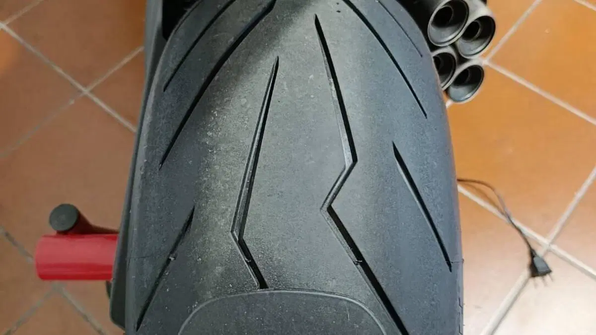Ducati Diavel V4 (2023 - 26)  (12)