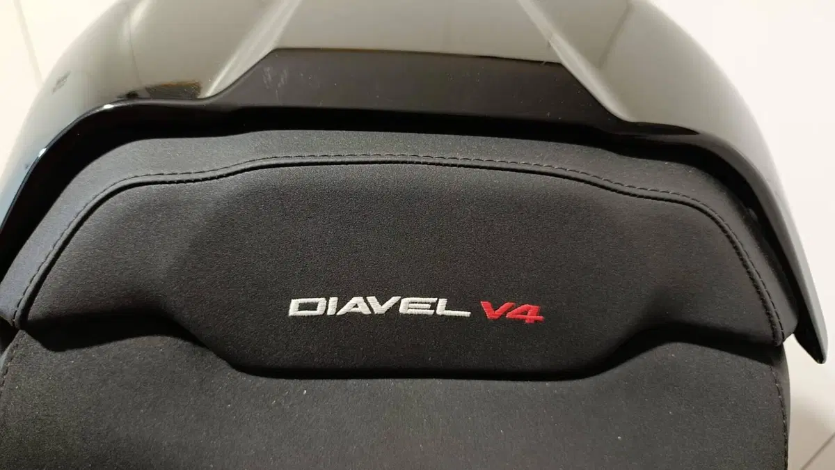 Ducati Diavel V4 (2023 - 26)  (18)