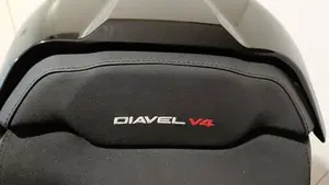 Ducati Diavel V4 (2023 - 26)  (18)