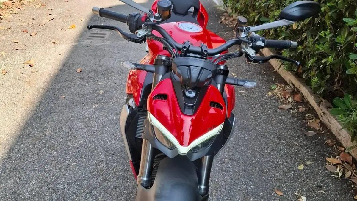 Ducati Streetfighter V2 (2022 - 24)  (3)