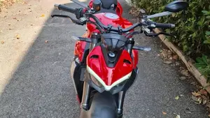 Ducati Streetfighter V2 (2022 - 24)  (3)