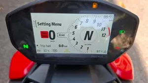 Ducati Streetfighter V2 (2022 - 24)  (5)
