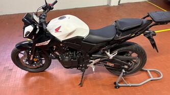 Honda CB 500 Hornet (2024 - 25) usata