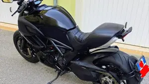 Ducati Diavel 1200 Dark (2012 - 13) 