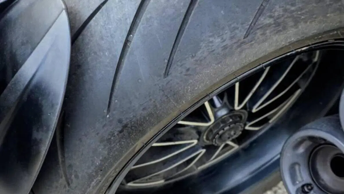 Ducati Diavel 1200 Dark (2012 - 13)  (5)