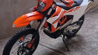 KTM 690 Enduro R (2026) usata