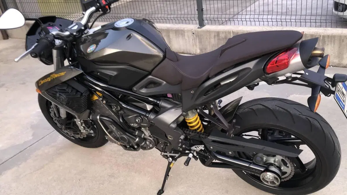 Benelli Tornado Naked Tre 899 (2010 - 16)  (15)