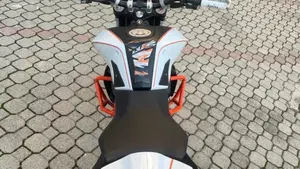 KTM 690 Duke R (2016 -17)  (6)