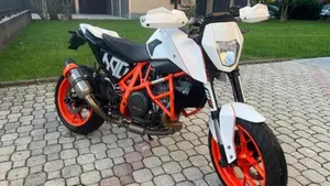 KTM 690 Duke R (2016 -17)  (8)