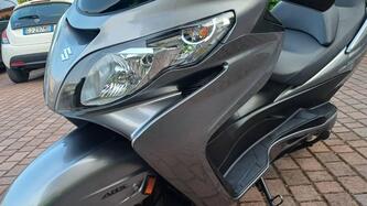 Suzuki Burgman AN 400 (2008 - 13) usata