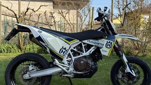 Husqvarna 701 Supermoto (2017 - 19) 