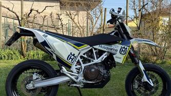 Husqvarna 701 Supermoto (2017 - 19) usata