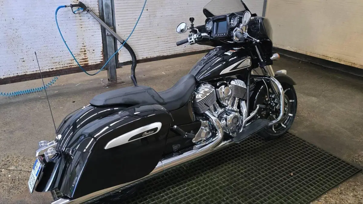 Indian Chieftain (2019 - 20)  (6)