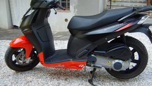 Aprilia Sportcity Cube 300 (2008 - 13) 