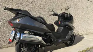 Honda Silver Wing 400 (2006 - 09)  (4)