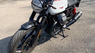 Moto Guzzi V7 Stone Ten (2024 - 25)