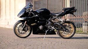 Triumph Daytona 675 R (2010 - 12) 