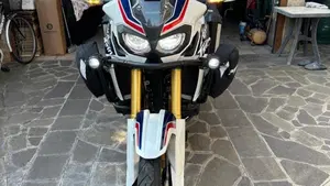 Honda Africa Twin CRF 1000L DCT ABS (2016 - 17)  (7)