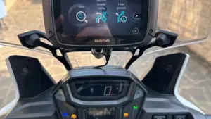 Honda Africa Twin CRF 1000L DCT ABS (2016 - 17)  (16)