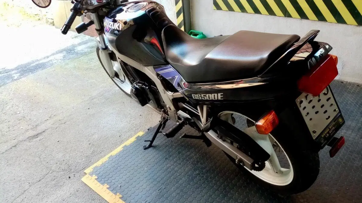 Suzuki   (6)