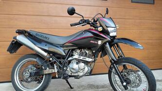 Suzuki DR 125 SM (2009 - 13) usata