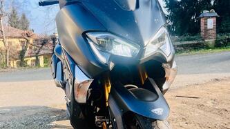 Yamaha T-Max 530 DX (2017 - 19) usata