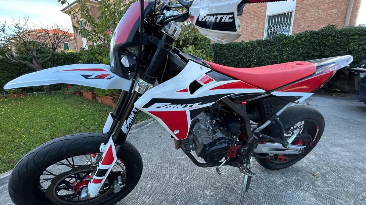Fantic Motor XMF 125 Motard Performance 4t (2021 - 22) 