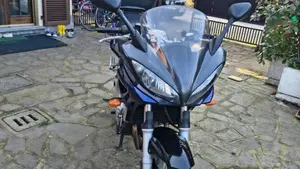Yamaha FZ6 Fazer (2004 - 07)  (4)