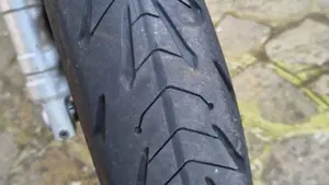 Yamaha FZ6 Fazer (2004 - 07)  (12)