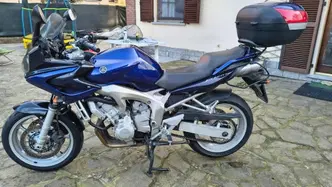 Yamaha FZ6 Fazer (2004 - 07)