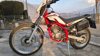 Betamotor Alp 200 (2021 - 25) usata