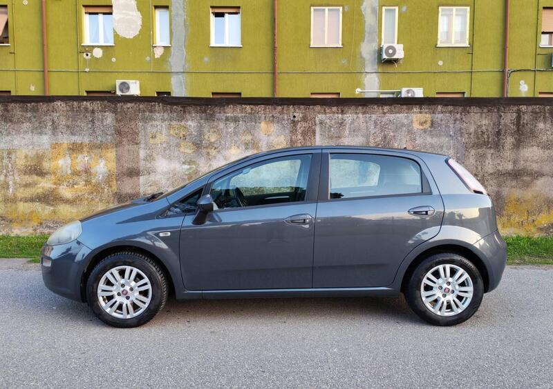 Fiat Punto 1.3 MJT II 75 CV 5 porte Lounge