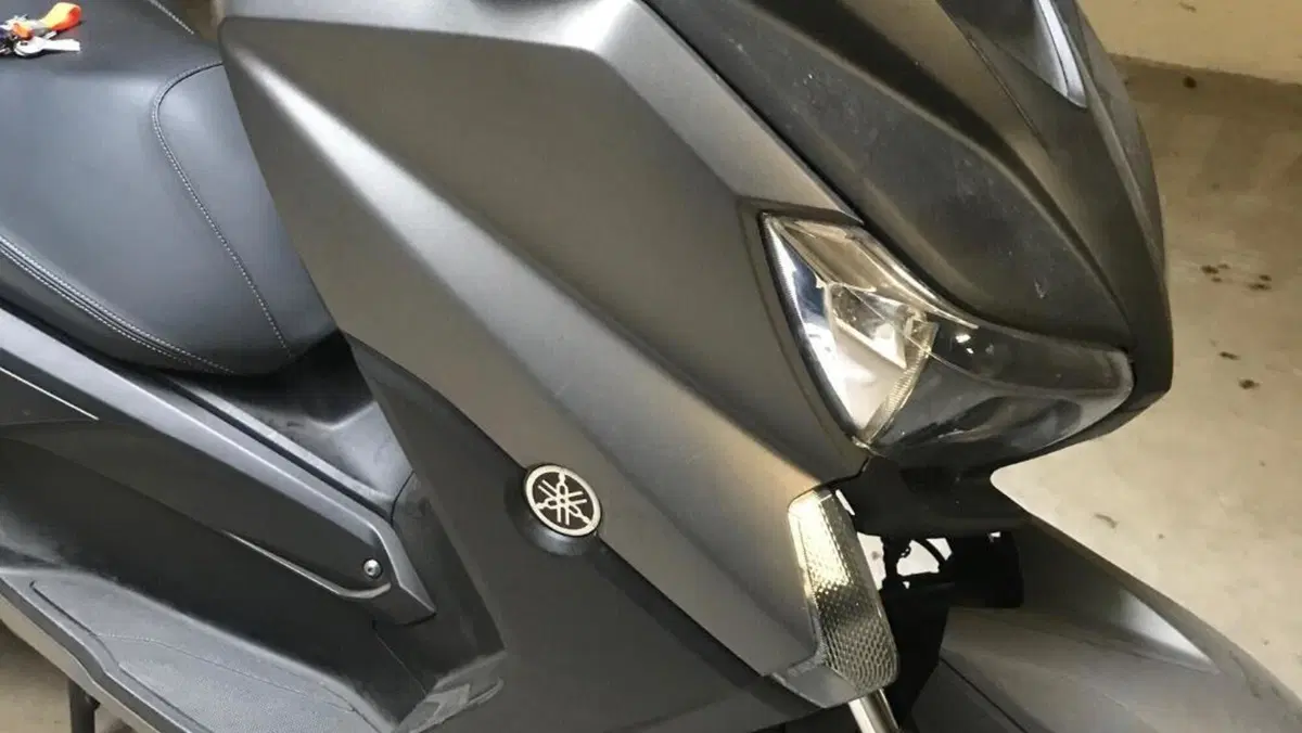 Yamaha X-Max 400 ABS (2017 - 20)  (8)