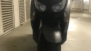 Yamaha X-Max 400 ABS (2017 - 20)  (17)