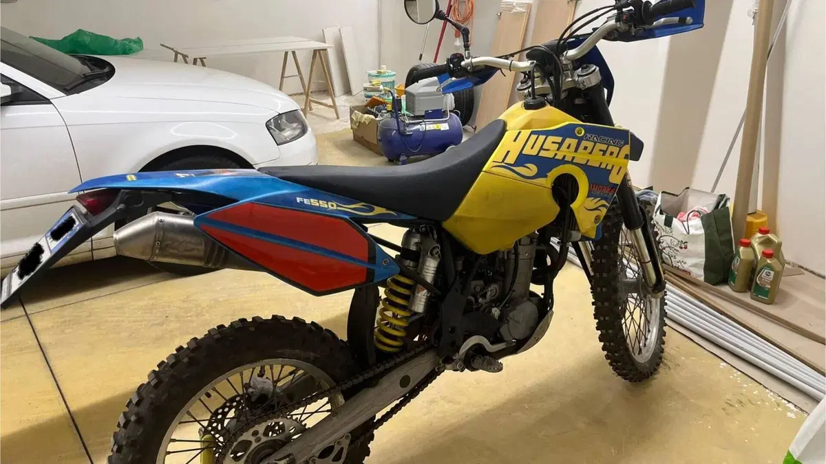 Husaberg FE 550 E  (2)