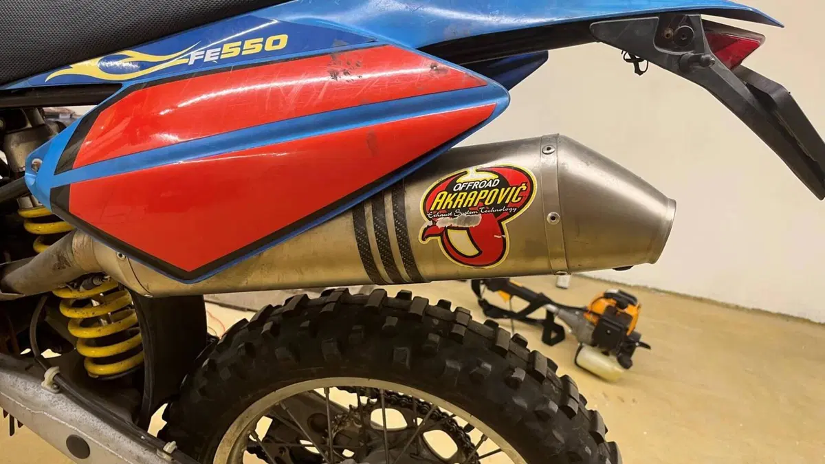Husaberg FE 550 E  (5)