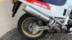 Honda Africa Twin XRV 650  (3)