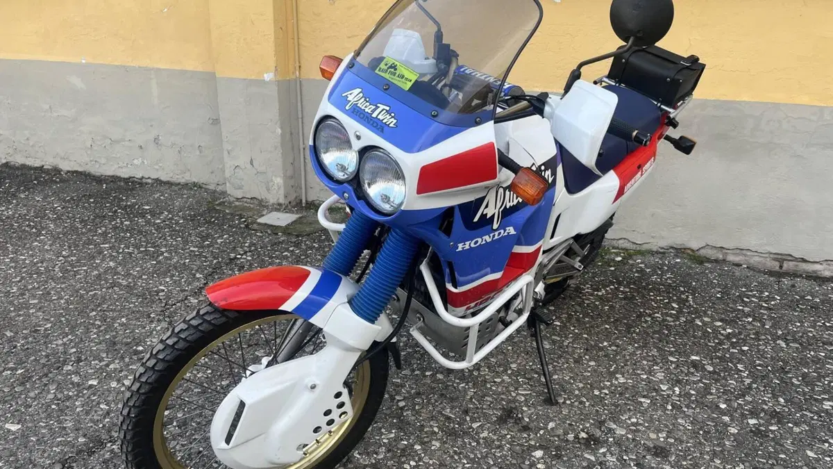 Honda Africa Twin XRV 650  (5)