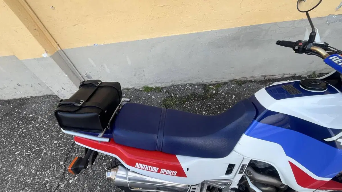 Honda Africa Twin XRV 650  (13)